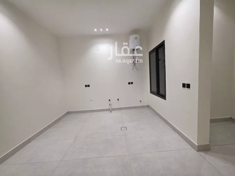 Floor for Sale in Riyadh Badr 8