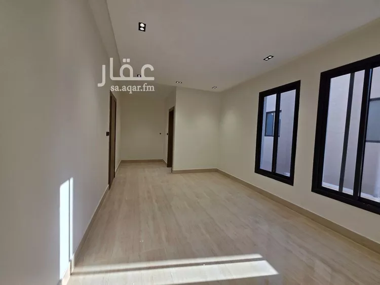 فيلا للبيع في شارع بركة بن نزار, حي عكاظ, مدينة الرياض, منطقة الرياض صورة 5