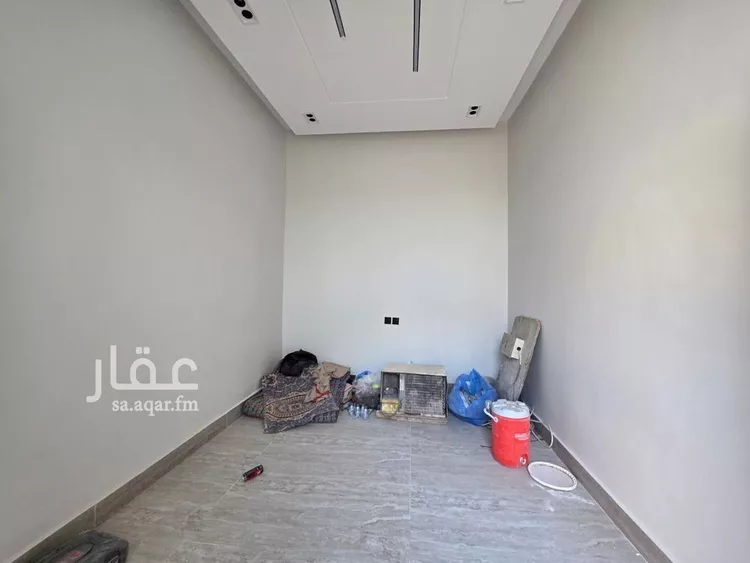 فيلا للبيع في شارع كفر صقر, حي المروة, مدينة الرياض, منطقة الرياض صورة 3