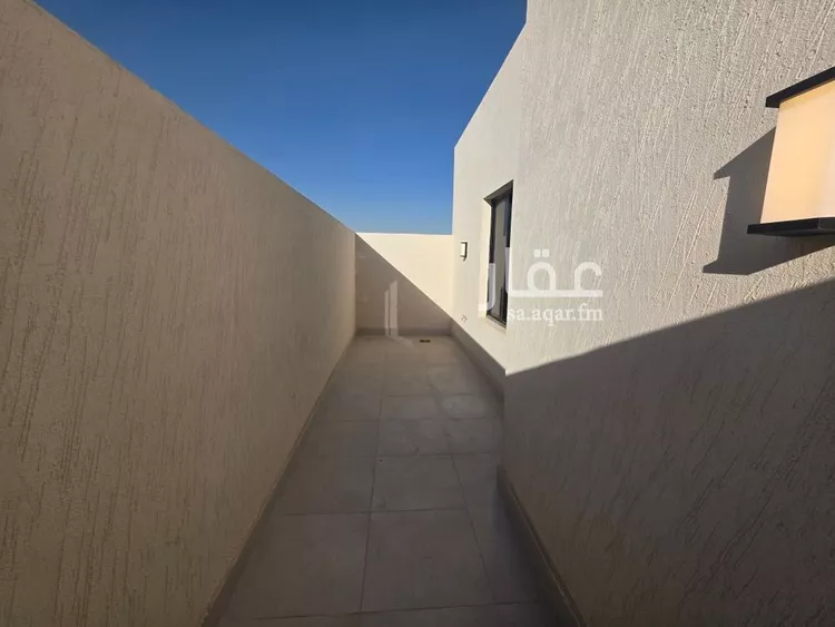 دور للبيع في شارع الرويس, حي بدر, مدينة الرياض, منطقة الرياض 8