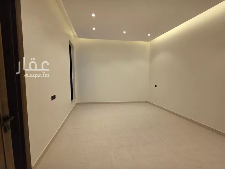 Floor for Sale in Riyadh Uhud 9