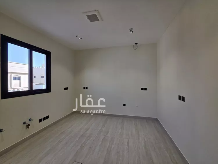 دور للبيع في شارع ميناء عبدالله, حي شبرا, مدينة الرياض, منطقة الرياض 17