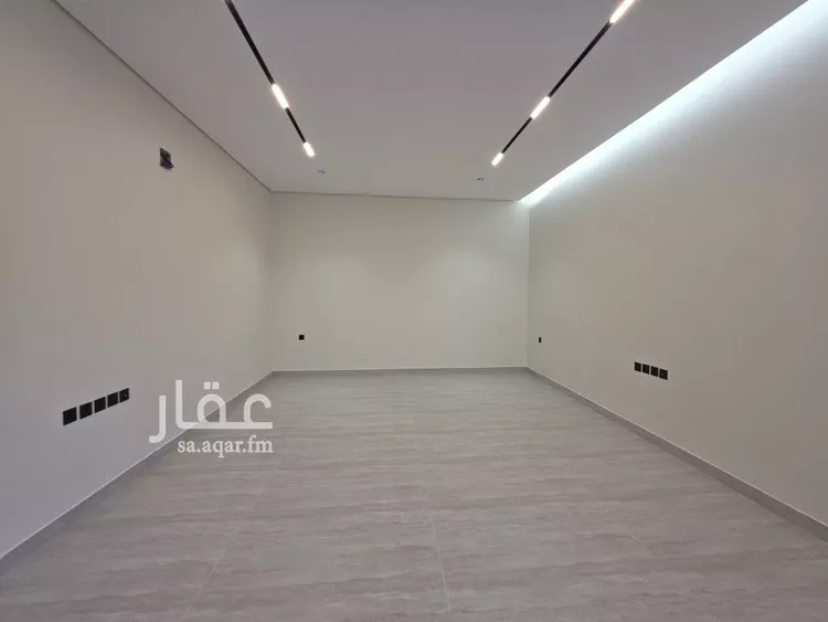 Floor for Sale in Riyadh Ad Duraihimiyah 6