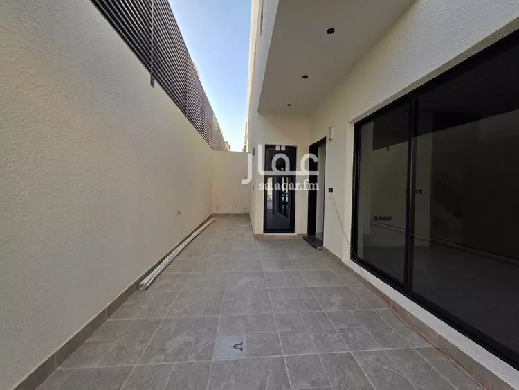Floor for Sale in Riyadh Ad Duraihimiyah 7