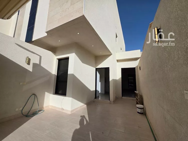 دور للبيع في شارع إبراهيم بن مشرف, حي الشفاء, مدينة الرياض, منطقة الرياض 16
