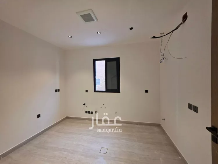 دور للبيع في شارع عمر الرازي, حي الزهرة, مدينة الرياض, منطقة الرياض 8