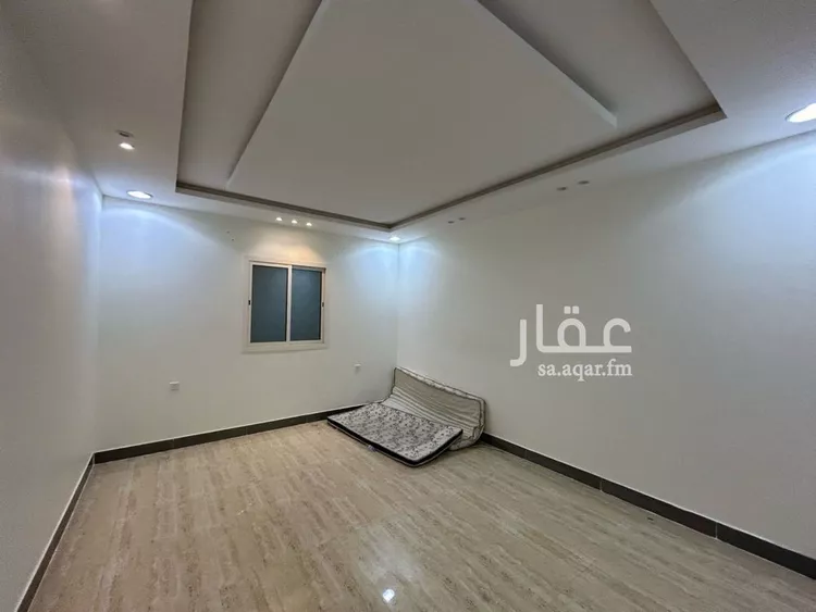 فيلا للبيع في شارع رضي الدين الحنبلي, حي عكاظ, مدينة الرياض, منطقة الرياض صورة 2