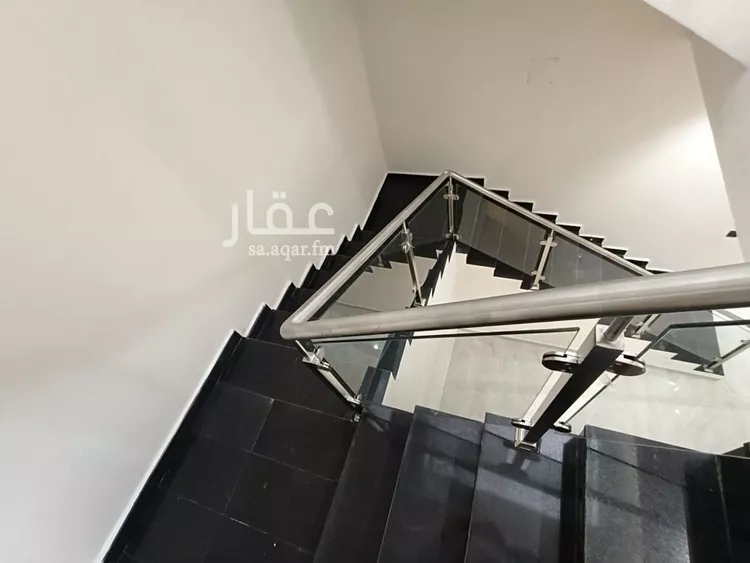 فيلا للبيع في شارع ثابت بن أقرم, حي الشفاء, مدينة الرياض, منطقة الرياض 16