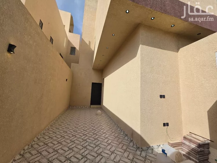 دور للبيع في شارع وادي الجيح, حي بدر, مدينة الرياض, منطقة الرياض صورة 2