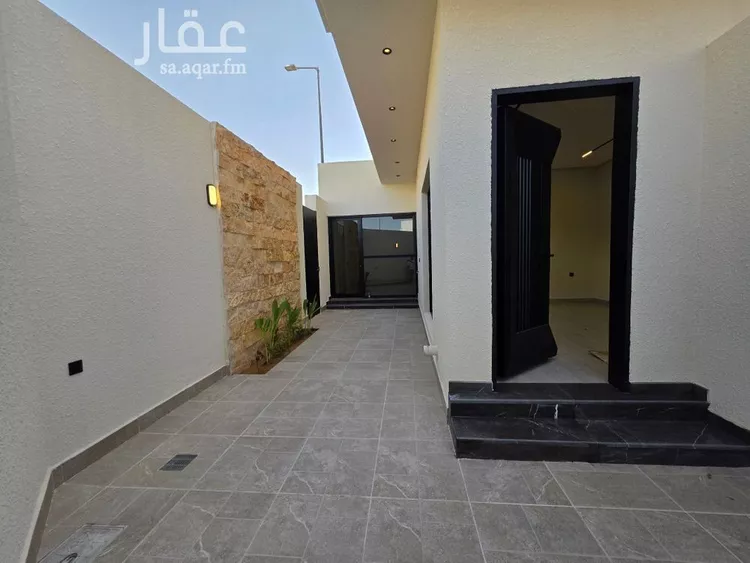 دور للبيع في شارع ميناء عبدالله, حي شبرا, مدينة الرياض, منطقة الرياض 11