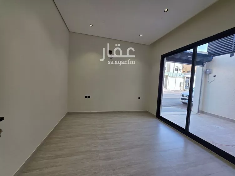 Floor for Sale in Riyadh Ad Duraihimiyah 11