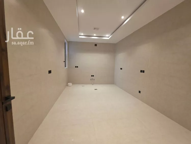 Floor for Sale in Riyadh Uhud 6