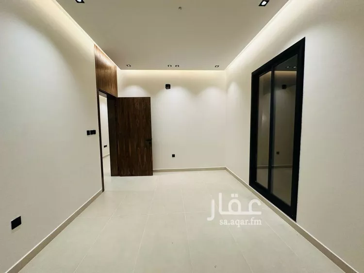دور للبيع في شارع غالية البقمية, حي عكاظ, مدينة الرياض, منطقة الرياض صورة 5