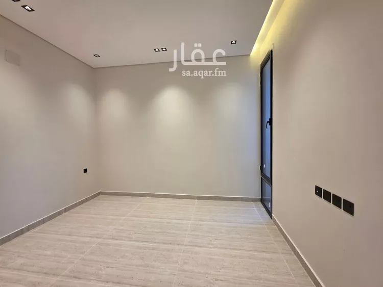 شقة للبيع في شارع عبدالعزيز بن محمد بن شلوان, حي عكاظ, مدينة الرياض, منطقة الرياض 7