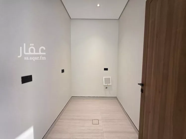 فيلا للبيع في شارع ابن قيبا, حي الرفيعة, مدينة الرياض, منطقة الرياض صورة 5