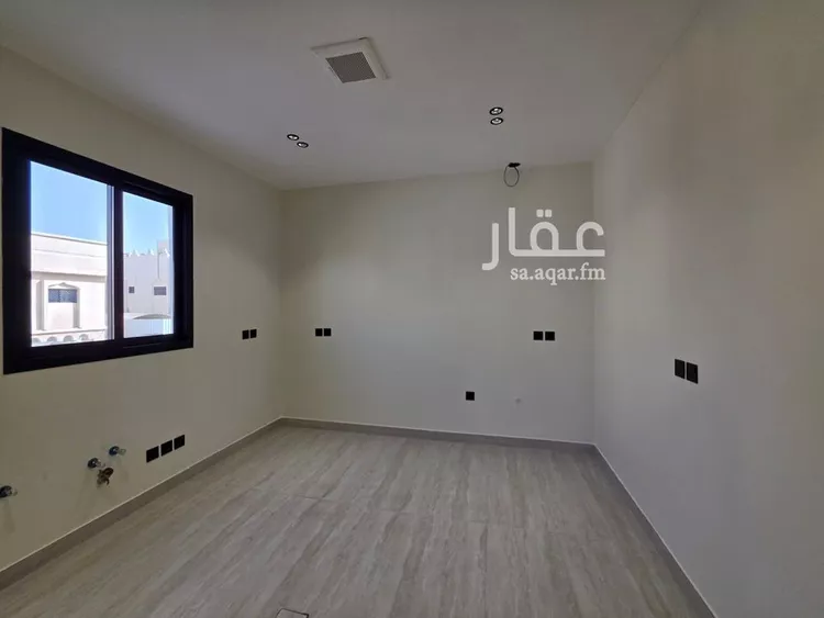 Floor for Sale in Riyadh Ad Duraihimiyah 8