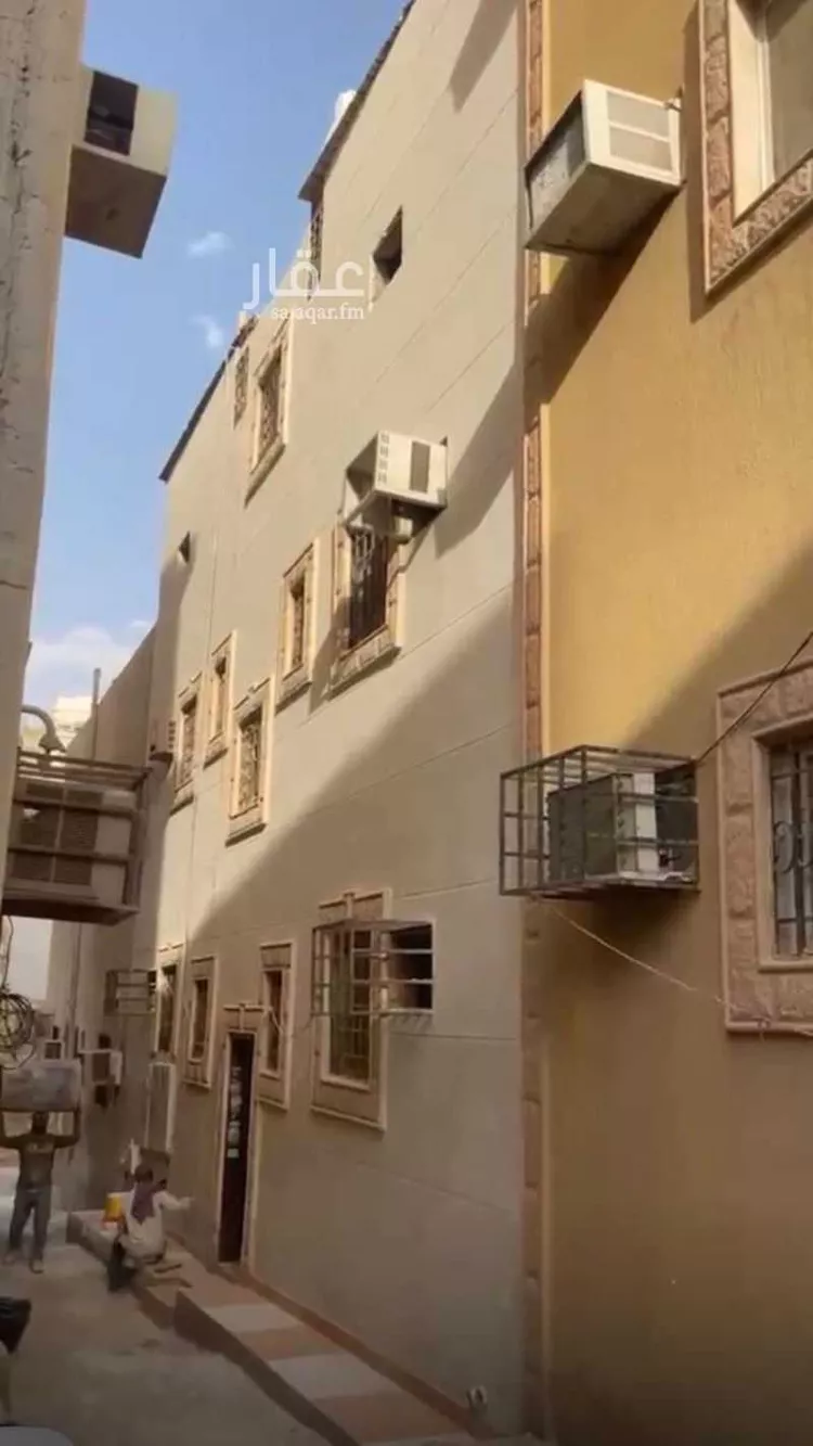 Building for Rent in Riyadh Thalim