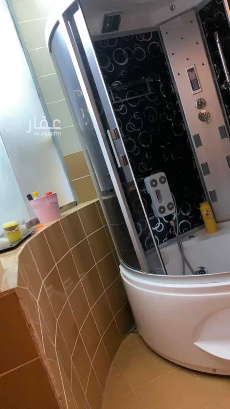 دور للإيجار في شارع ابو الحسن علي, حي الصيانة, مدينة الطائف, منطقة مكة المكرمة صورة 2