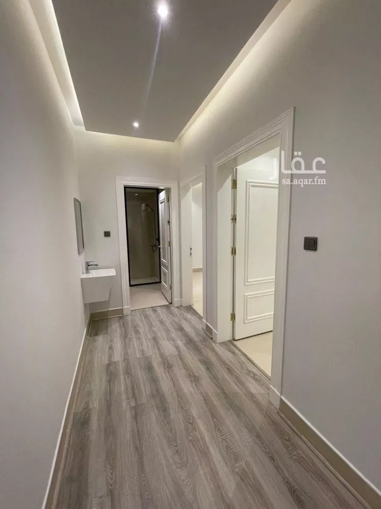 شقة للبيع في شارع وادي وج, حي الملقا, مدينة الرياض, منطقة الرياض صورة 2