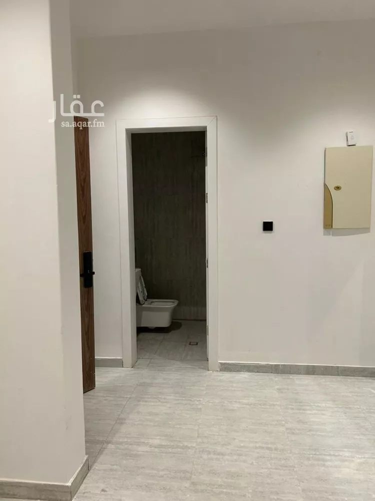 Floor for Rent in Riyadh Al Yarmouk صورة 3