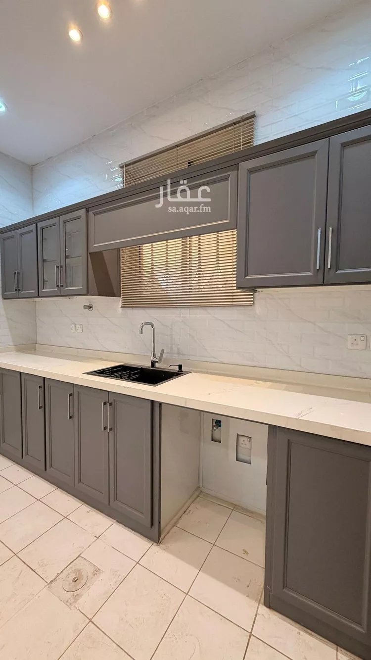 Floor for Rent in Riyadh Al Qadisiyah