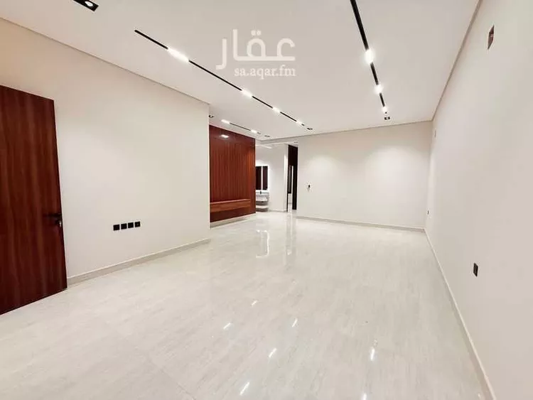 Floor for Sale in Riyadh Sultanah 8