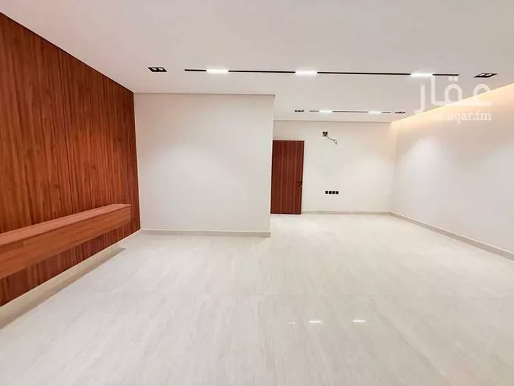 Floor for Sale in Riyadh Sultanah 8