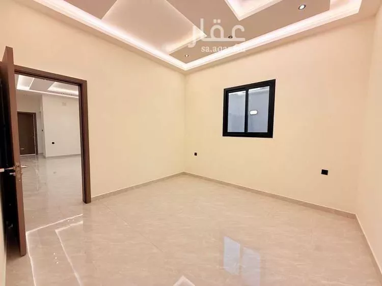 دور للبيع في شارع عمر القزاز, حي بدر, مدينة الرياض, منطقة الرياض صورة 3