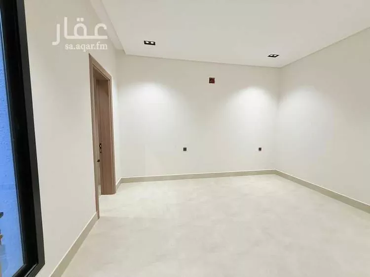 دور للبيع في شارع ابن ذكوان, حي شبرا, مدينة الرياض, منطقة الرياض صورة 3