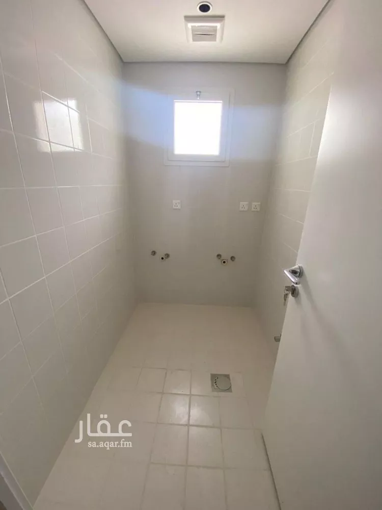 فيلا للإيجار في شارع عبدالله بن يحنس, حي الفاروق, مدينة الرياض, منطقة الرياض 17