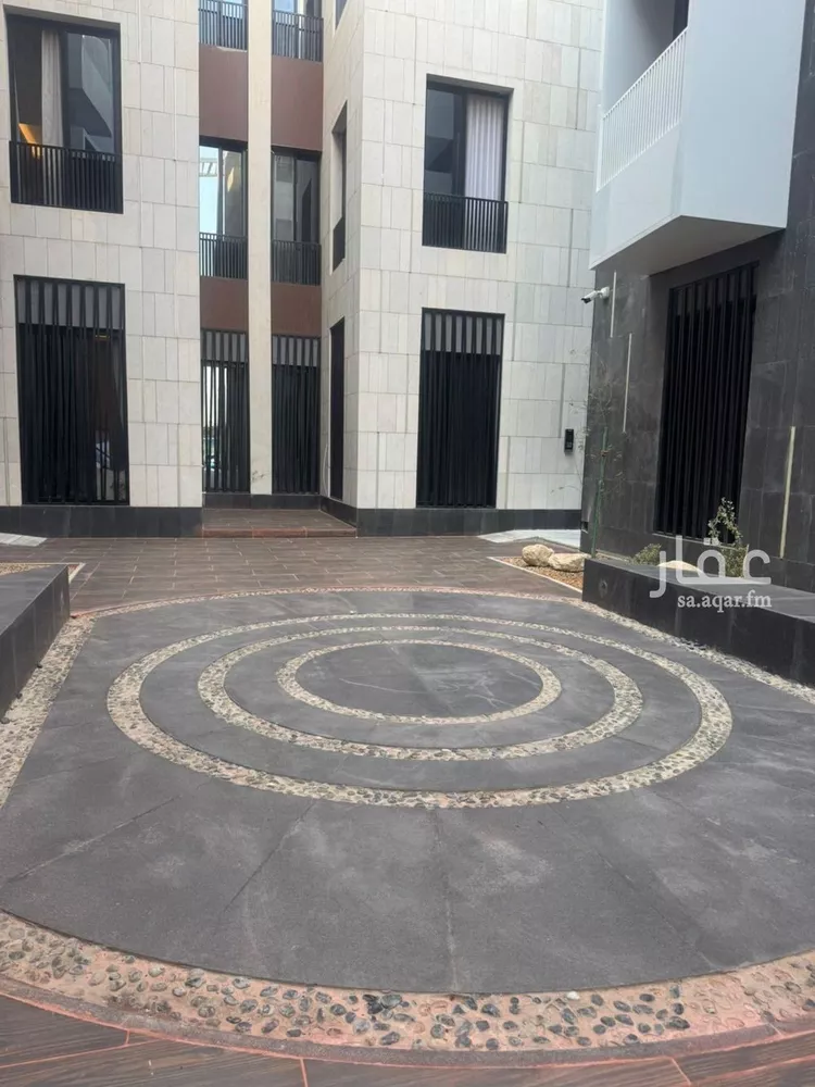 شقة للإيجار في شارع حسين بن إبراهيم المالكي, حي السعادة, مدينة الرياض, منطقة الرياض 1 صورة