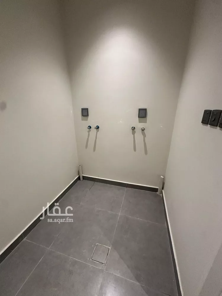 شقة للإيجار في شارع شهيد الدين ثم الوطن عبدالرحمن سعيد عبد, حي السعادة, مدينة الرياض, منطقة الرياض 19