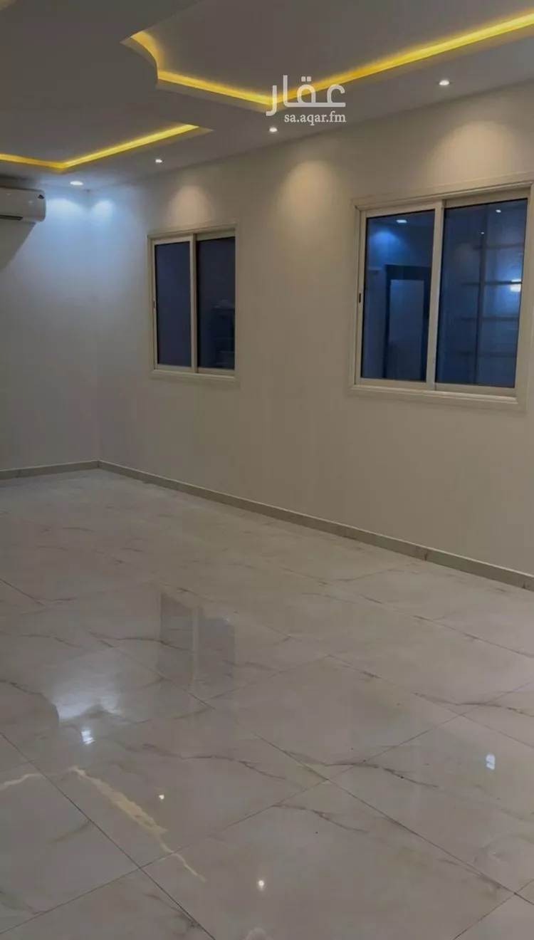 فيلا للإيجار في شارع رقم 371, حي المونسية, مدينة الرياض, منطقة الرياض 1 صورة