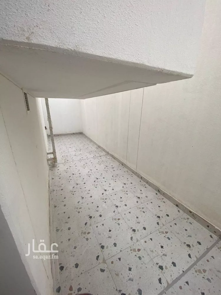 فيلا للإيجار في شارع عبدالله بن يحنس, حي الفاروق, مدينة الرياض, منطقة الرياض 18