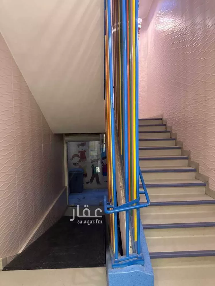 عمارة للإيجار في شارع زنيره الروميه, حي بئر عثمان, مدينة المدينة المنورة, منطقة المدينة المنورة 4
