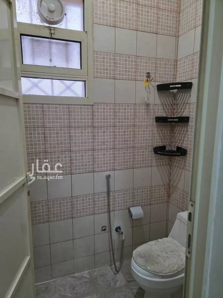 Building for Rent in Riyadh Al Aziziyah