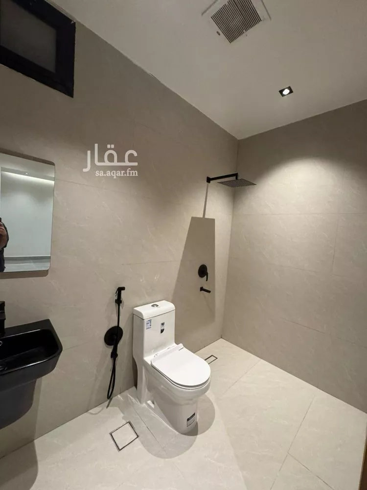 دور للبيع في شارع رقم 241, حي النرجس, مدينة الرياض, منطقة الرياض صورة 2