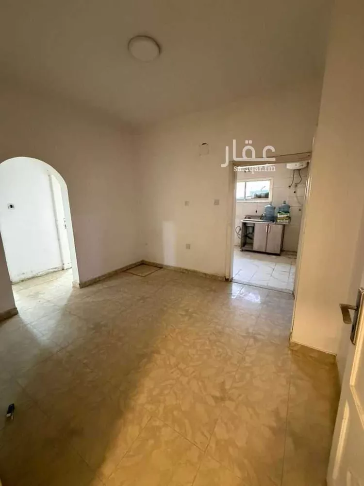 فيلا للإيجار في شارع أبي قبيس, حي العزيزية, مدينة الرياض, منطقة الرياض صورة 2