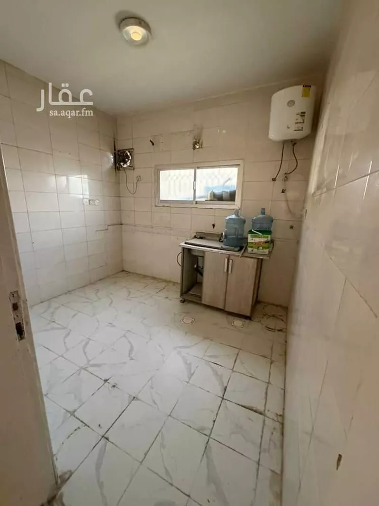 فيلا للإيجار في شارع أبي قبيس, حي العزيزية, مدينة الرياض, منطقة الرياض صورة 5