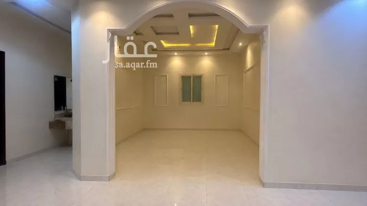 فيلا للبيع في شارع جبل المشايخ, حي القادسية, مدينة الرياض, منطقة الرياض صورة 5