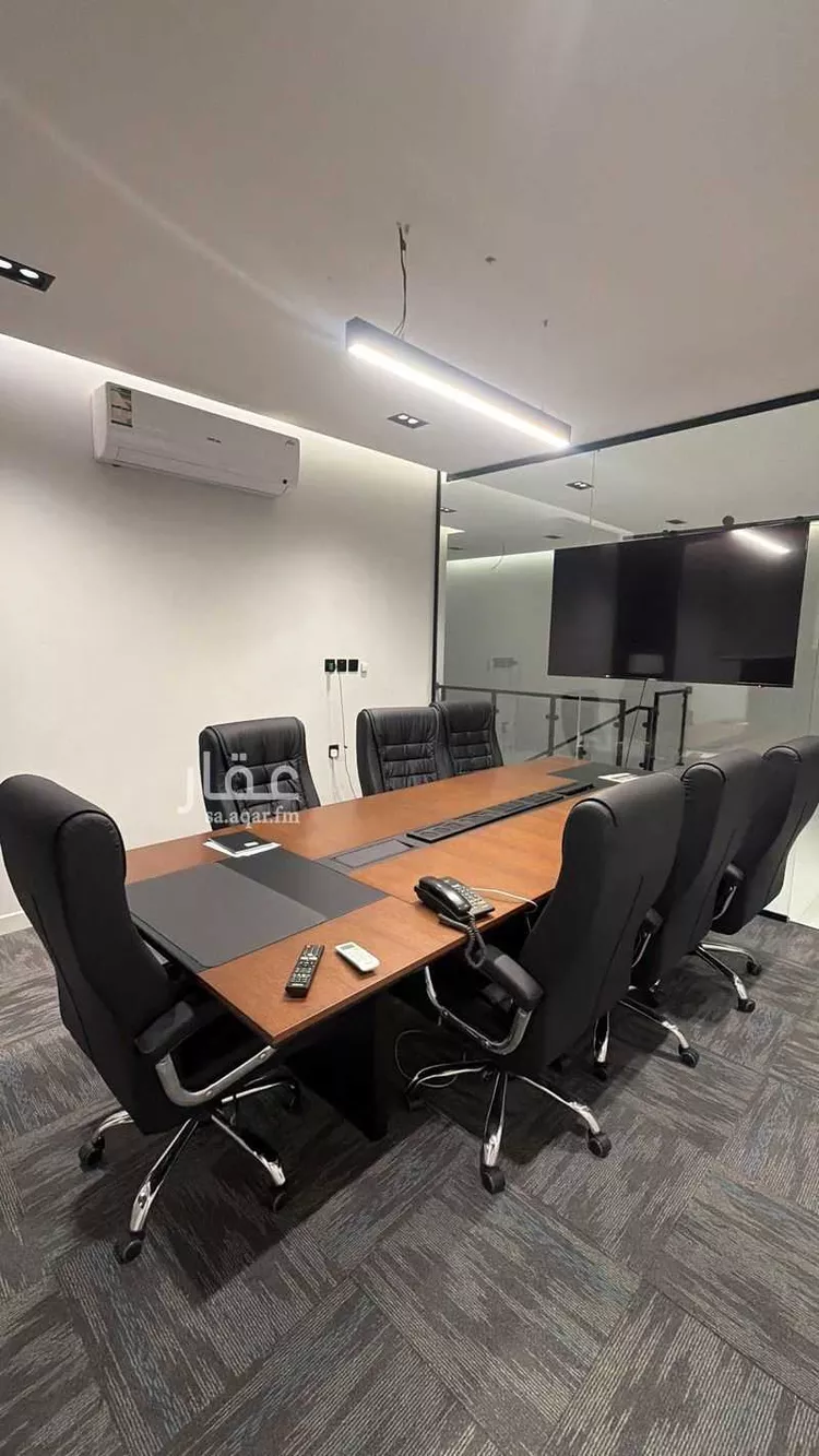 مكتب تجاري للإيجار في شارع معاذ بن الحارث النجاري رضي الله عنه, حي الزمرد, مدينة جدة, منطقة مكة المكرمة 1 صورة