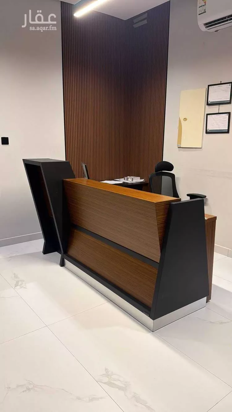 مكتب تجاري للإيجار في شارع معاذ بن الحارث النجاري رضي الله عنه, حي الزمرد, مدينة جدة, منطقة مكة المكرمة صورة 4