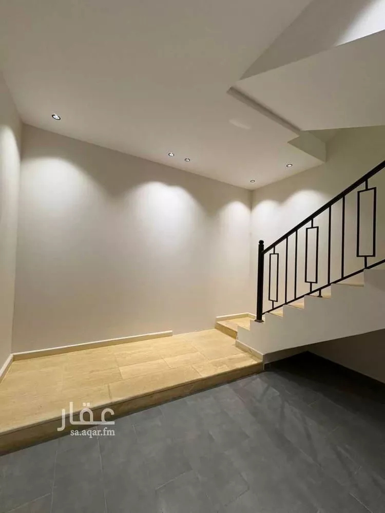 Floor for Sale in Riyadh Al Janadriyah صورة 5