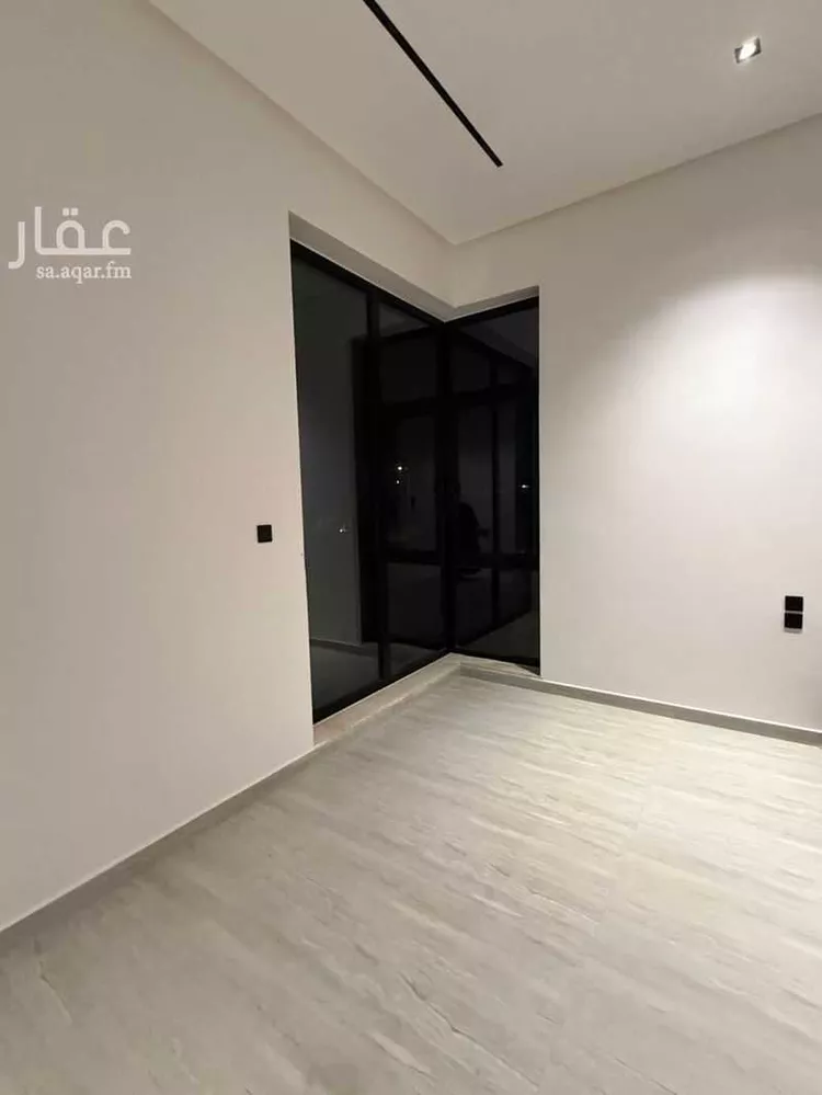 فيلا للبيع في شارع عامر بن قيس, حي الصفاء, مدينة الرياض, منطقة الرياض 13