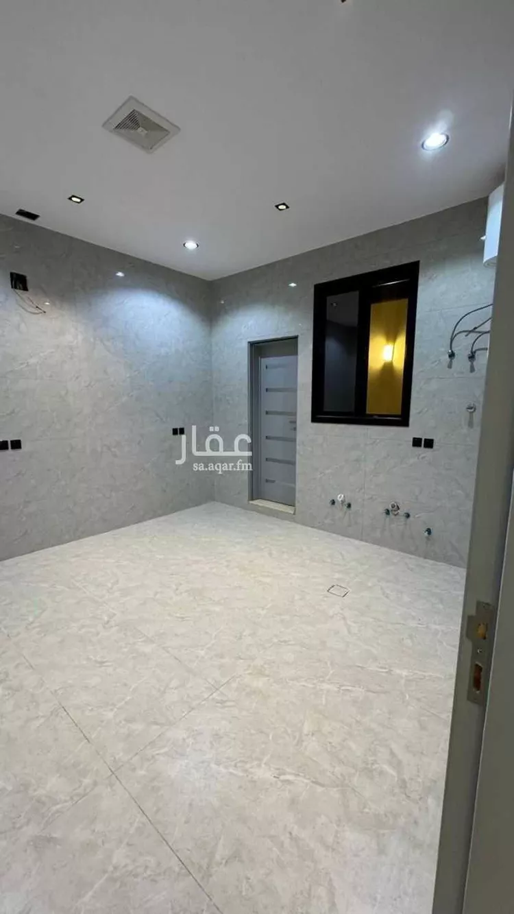 دور للبيع في شارع ابن أبي شامة, حي العارض, مدينة الرياض, منطقة الرياض صورة 2