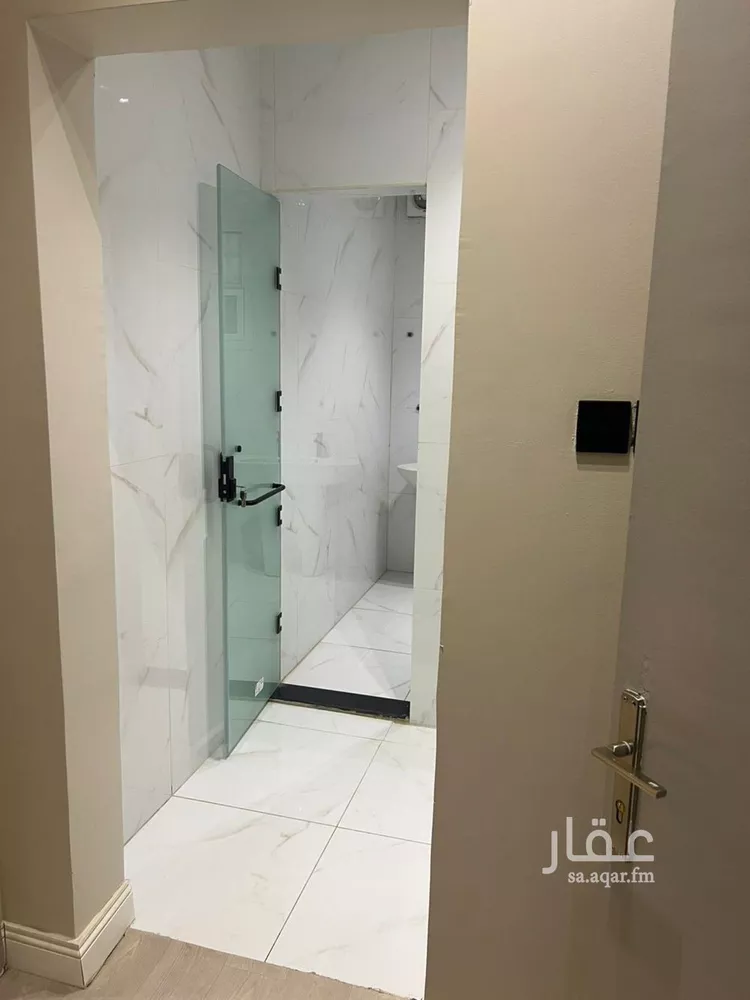 شقة للإيجار في شارع عبدالله بن شهيوين, حي الملقا, مدينة الرياض, منطقة الرياض صورة 4