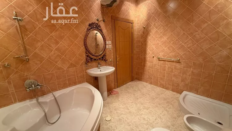 فيلا للإيجار في شارع الجوز, حي الربيع, مدينة الرياض, منطقة الرياض صورة 3