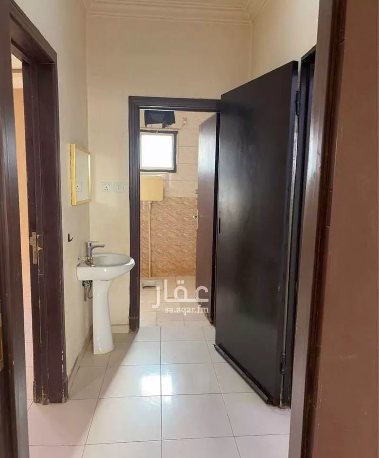 شقة للإيجار في شارع العصفر ، حي المعيزلة ، الرياض ، منطقة الرياض صورة 2
