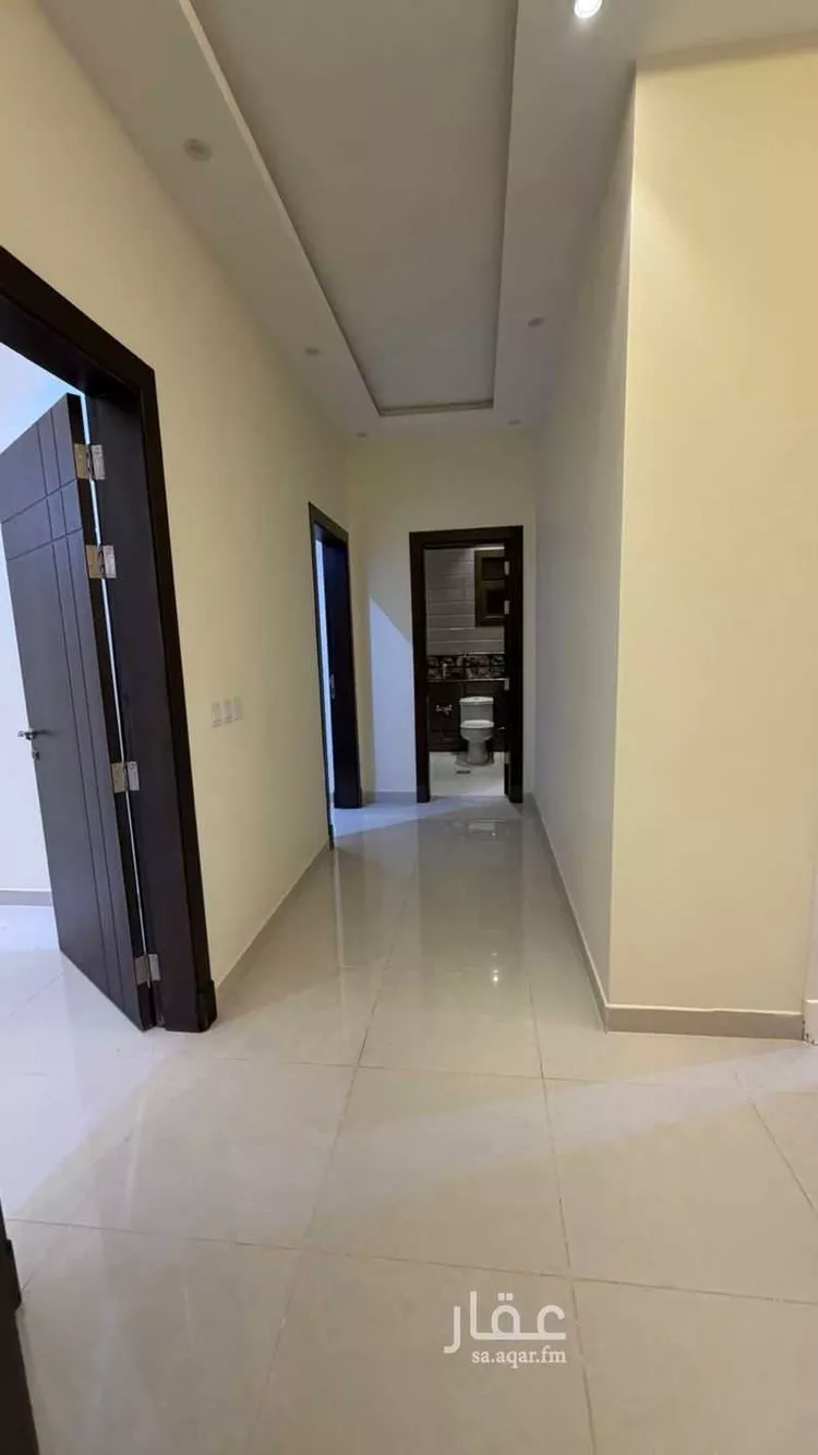 فيلا للبيع في شارع عمر الهواري, حي القيروان, مدينة الرياض, منطقة الرياض صورة 2