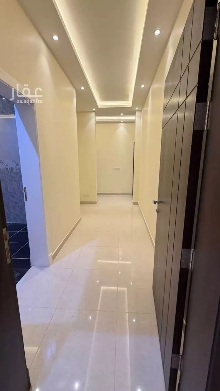 فيلا للبيع في شارع عمر الهواري, حي القيروان, مدينة الرياض, منطقة الرياض 6